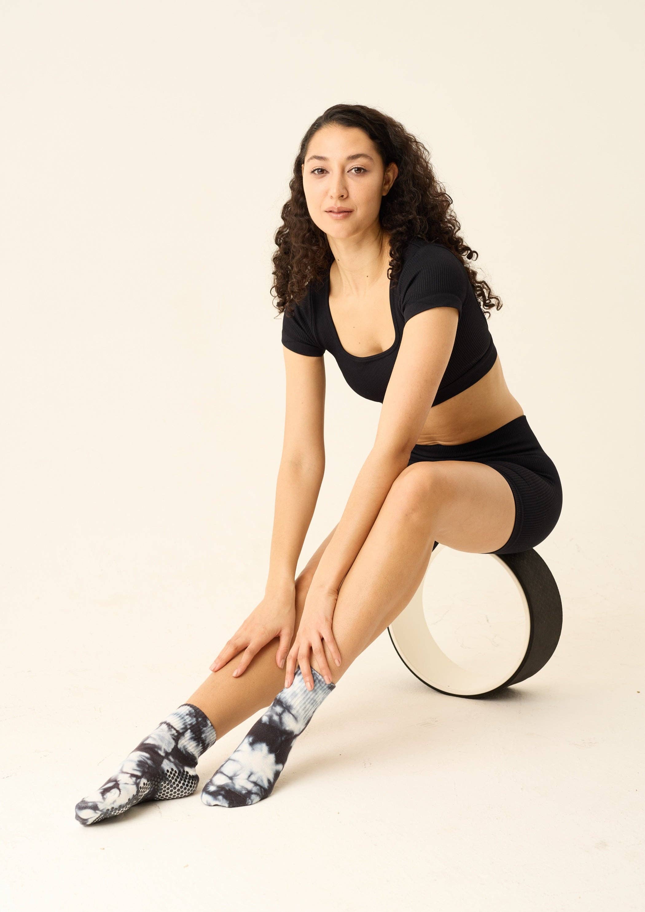 LUCKY HONEY - The Tie-Dye Grip Sock