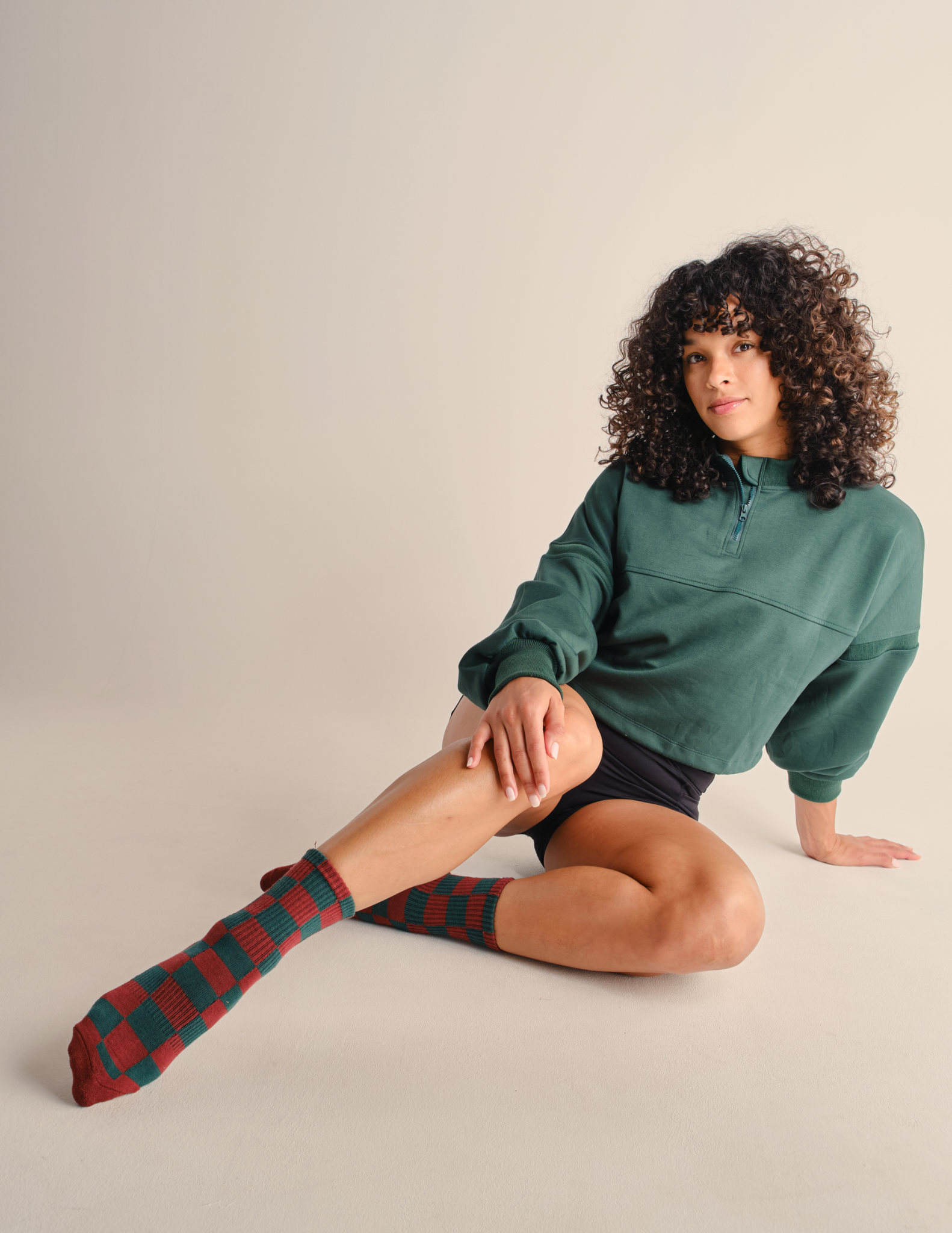 LUCKY HONEY - The Checkered Crew Grip Sock